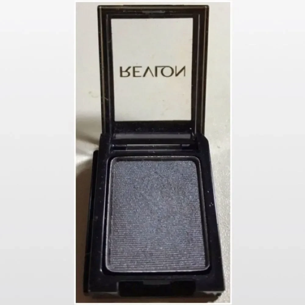 New Revlon Eyeshadow Womens Make Up Gunmetal Grey Satin Eyes Cosmetic NWT
